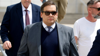 Бившият републикански конгресмен от Ню Йорк Джордж Сантос беше осъден на