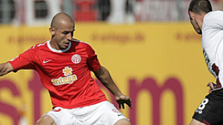 Майнц обърна Кайзерслаутерн, Мицански пак извън групата