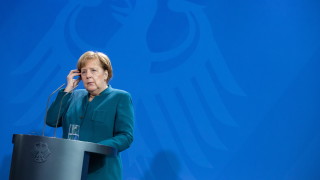 За Меркел е очевидно, че Русия е нарушила договора за ракетите