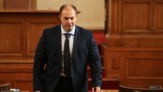 Премахват сероводорода от цистерните във Враца