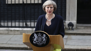Терористична атака във Великобритания е много вероятна, призна Тереза Мей 