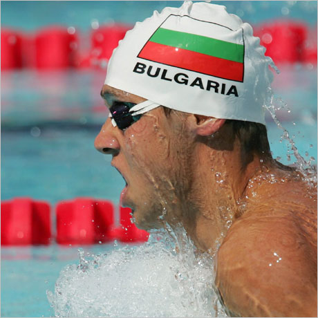 Михаил Александров шести на 100 метра бруст