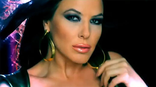 Пепа Секса оплю колежките си