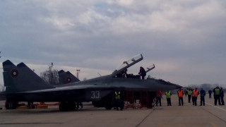 Подписали сме с Русия за ремонта на двигателите на МиГ-29