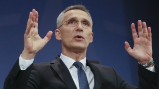 Столтенберг подкрепи примирието с талибаните в Афганистан