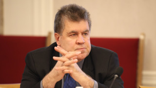 Депутатът Красимир Манов вижда дългата ръка на Пеевски в казуса