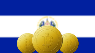 Ел Салвадор губи милиони долари след срива на биткойна. Президентът на страната се шегува с това