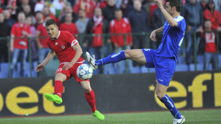 Азрудин Валентич все още не е взел решение дали да