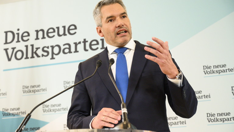Управляващата в Австрия Народна партия избра вътрешния министър Карл Нехамер,