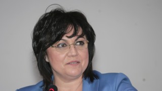 Лидерът на БСП Корнелия Нинова стартира нова национална кампания за
