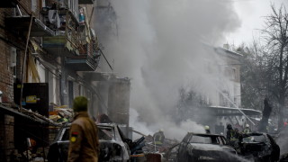 Десет експлозии разтърсиха центъра на украинската столица Киев предаде Ройтерс Това