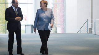 Германският канцлер Ангела Меркел отхвърли съмненията че оттеглянето й от