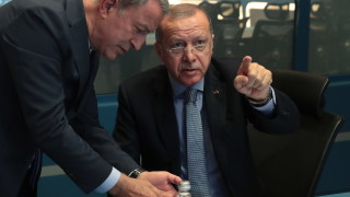 Турският президент Реджеп Ердоган плаши че ще отвори вратите за