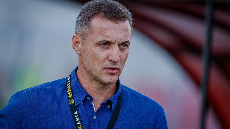 Станислав Генчев остава треньор на Локомотив (София), твърди Дспорт. Старши