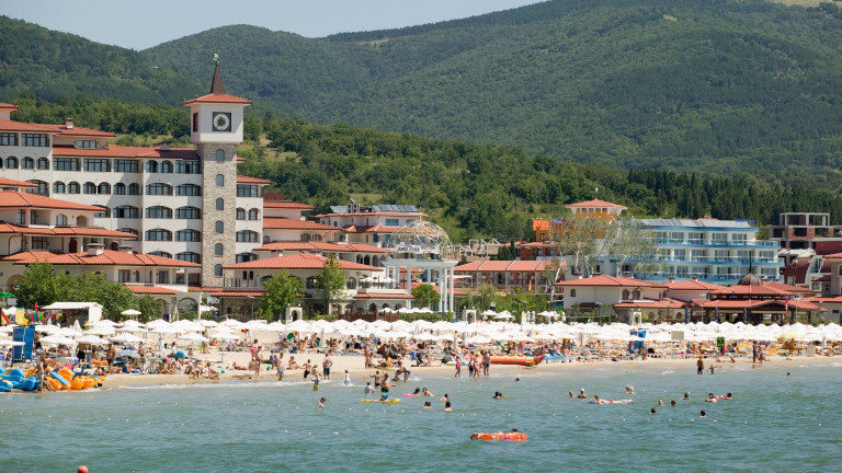 Силно лято за българския туризъм