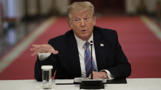 Президентът на САЩ Доналд Тръмп настоя че показването на знамето