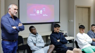 Спортният директор на ЦСКА Пауло Нога се срещна с футболистите