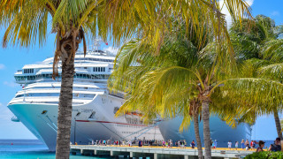 Южната китайска провинция Хайнан е приела над 90 милиона китайски