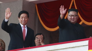 Северна Корея обеща да изгради силна и напълно самодостатъчна икономика