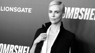 Чарлийз Терон с подробности за убийството на баща ѝ