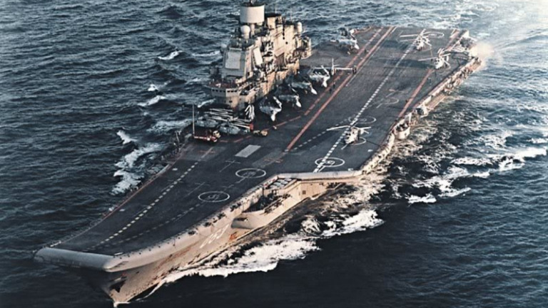 Британските ВМС и НАТО готвят "игра на котка с мишка" на група руски военни кораби