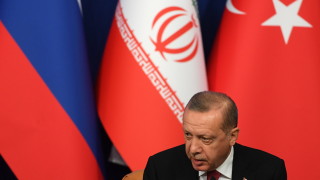 Спад на турската лира след като президентът на Турция Реджеп