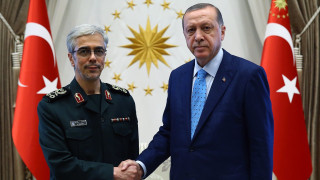 Турция и Иран се споразумяха да засилят военното си сътрудничество