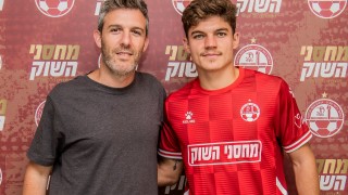 Младежкият национал на България Йоан Стоянов подписа дооговор с Апоел