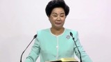 Шокиращо видео показва пастор да бие последователи на южнокорейска секта