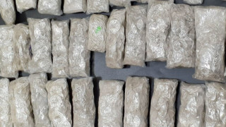 45 кг сребърни изделия са задържани от митнически служители при