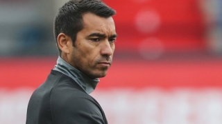 Ръководството на Рейнджърс води преговори с Джовани ван Бронкхорст който