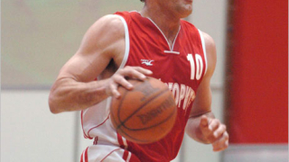 Кжижевски прибира Везенков в САЩ