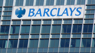 Barclays отнесе солена санкция за прикриване на „сделката на века”
