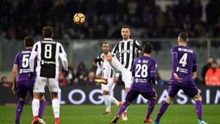 ПСЖ иска да привлече халфа на Ювентус Миралем Пянич Френският гранд