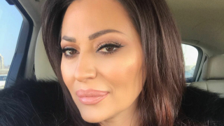 Цеца прави премиера на клипа към хита "Trepni" в София