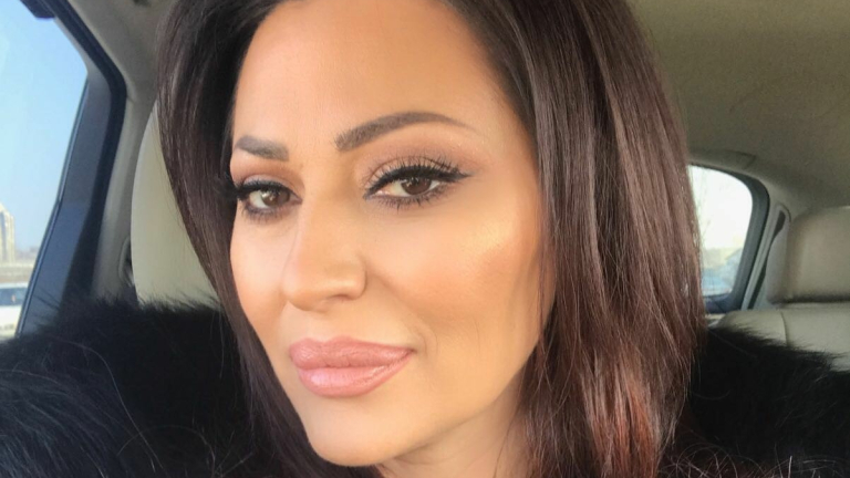 Цеца прави премиера на клипа към хита "Trepni" в София