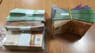 Задържаха недекларирани 50 000 евро на МП Капитан Андреево Валутата
