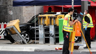 В Берлин джип се е забил в тълпа от хора