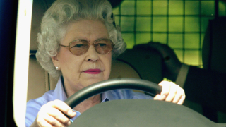 Кралица Елизабет ползва един и същи лак вече 28 години