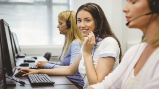 Увеличава се делът на заетите в сектора на услугите