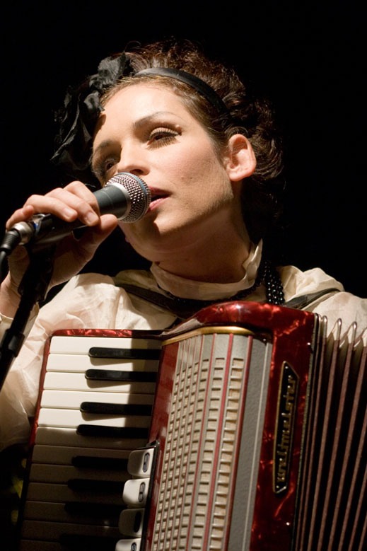 Насекомикс представиха новия си албум