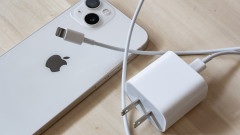 Защо след iOS 16.5 батерията на iPhone пада бързо