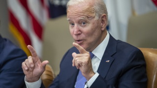 Белият дом има YouTube а не само Facebook в списъка