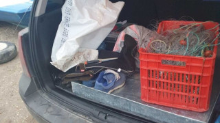 Извадиха 300 м. бракониерски мрежи от езерото Шабла