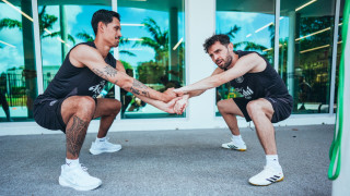 Тижани Райндерс настоява че не се стреми да замени Кевин