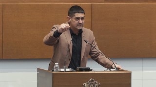 МЕЧ възмутени от подписаното споразумение с Украйна В Пaртийния дом