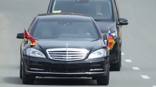 Германската корпорация Daimler няма отговор на въпроса как севернокорейският лидер