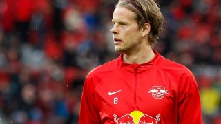 Клубът от испанската Ла Лига Севиля потвърди трансфера на вратаря