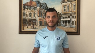 Централният защитник Георги Динков вече не е част от тима на