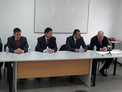 Гръцки, румънски и български полицаи охраняват Банско